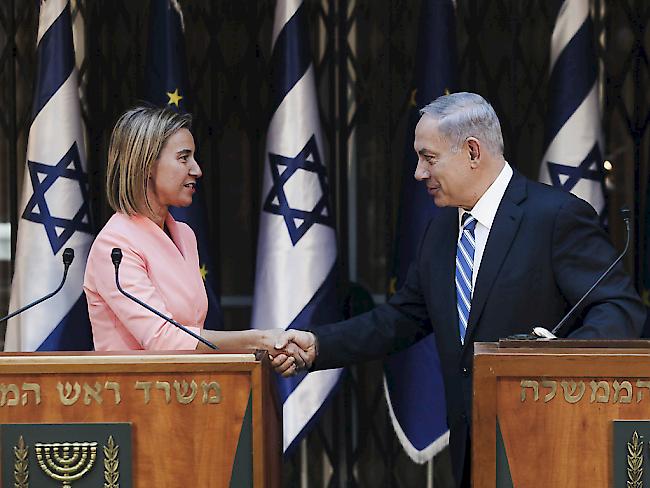 Israels Regierungschef Netanjahu bei seinem Treffen mit der EU-Aussenbeauftragten Federica Mogherini von vergangener Woche